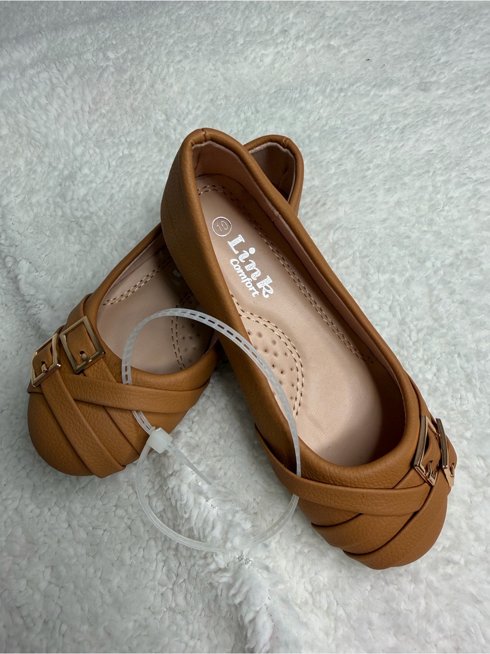 Girls Link Comfort Tan Brown Buckle Loafers - Kids
Size 10 NWT